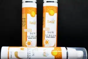 Sun-Screen-ecran-solaire-Tayla-plus-Handmzde-Tunisie-etnafes-1-655a5f12c4e40