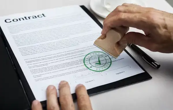 Contrat de voyage les clauses à lire avant de signer