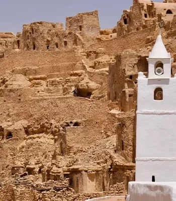 Tataouine : Explorez le Désert Tunisien Authentique 34 chenini-tataouine-kosour-blog-etnafes