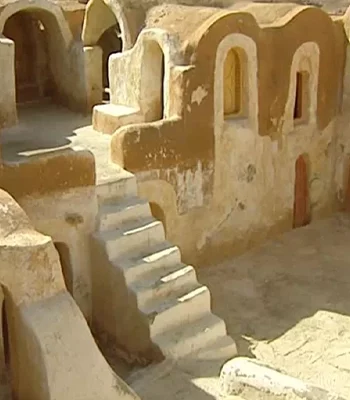 Tataouine : Explorez le Désert Tunisien Authentique 30 ksar-haddad_blog_etnafes